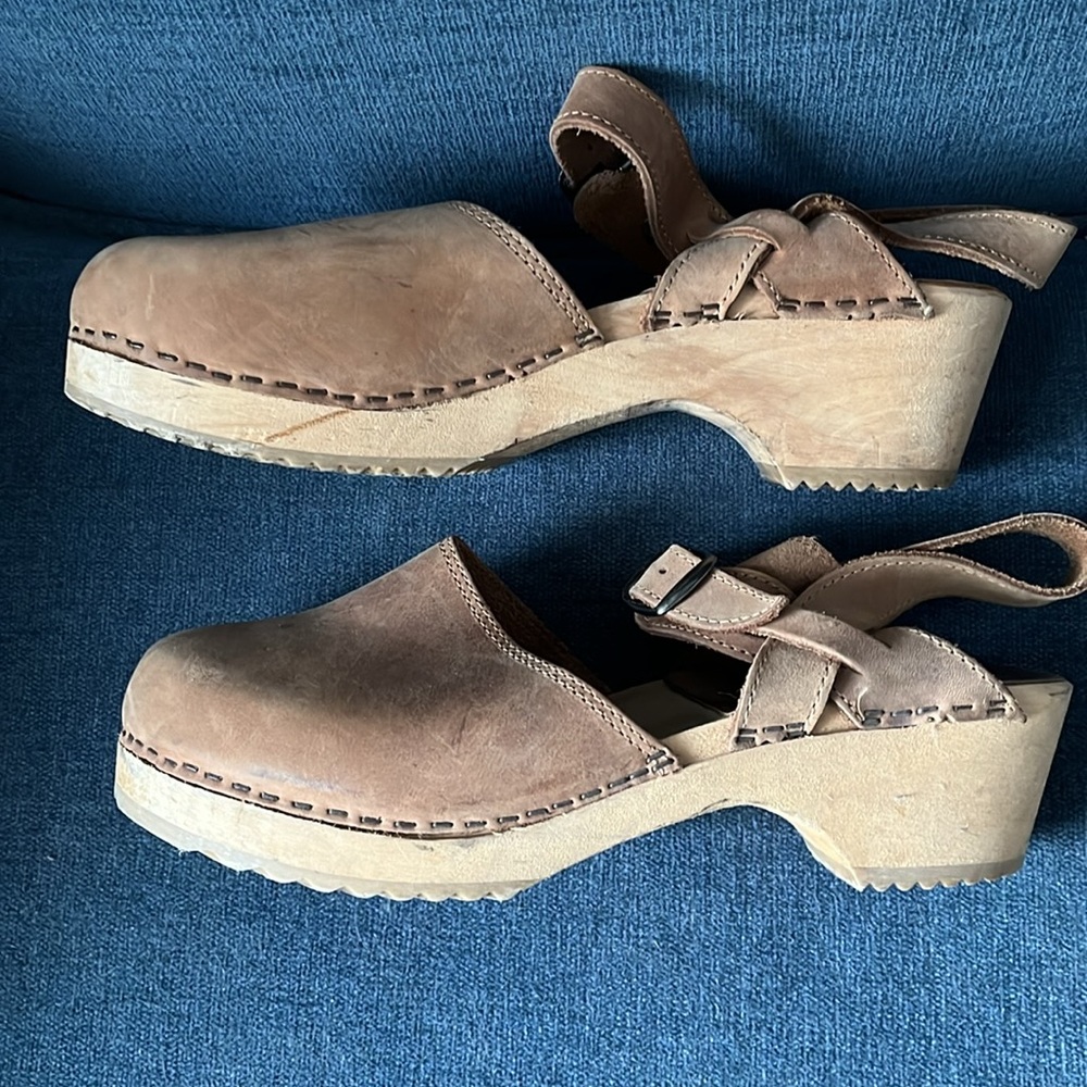 COPY - J. Crew Clogs -vintage